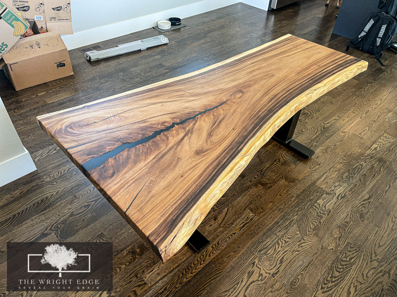 Live Edge Tables – Dining Table with Steel Base